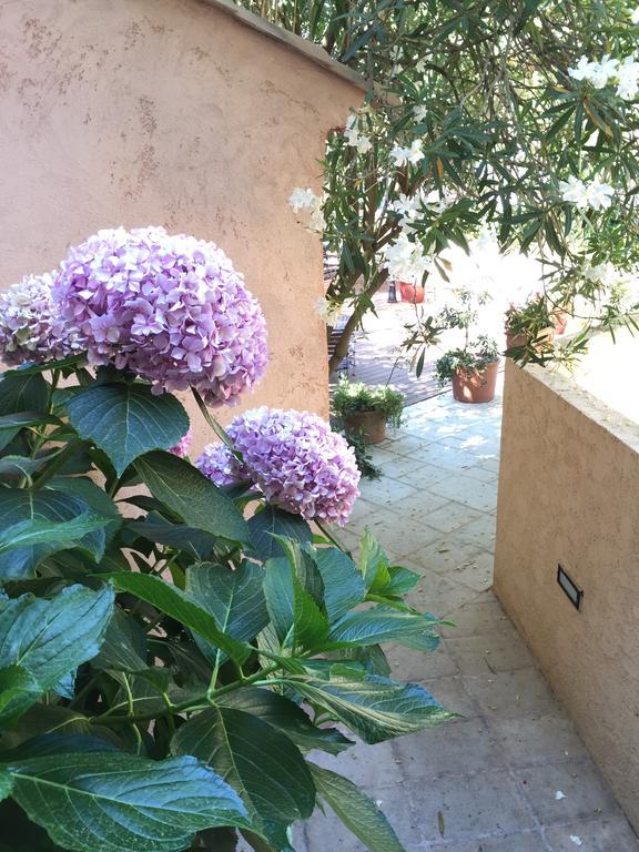Hotel & Spa La Villa Sainte-Maxime Bagian luar foto