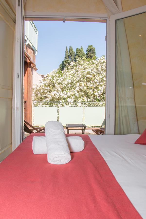 Hotel & Spa La Villa Sainte-Maxime Bagian luar foto